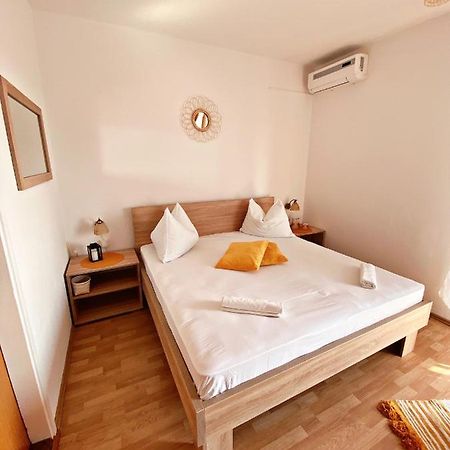 Hotel The Manzoni Family 5 Punat Exterior foto