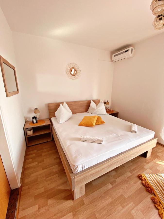 Hotel The Manzoni Family 5 Punat Exterior foto